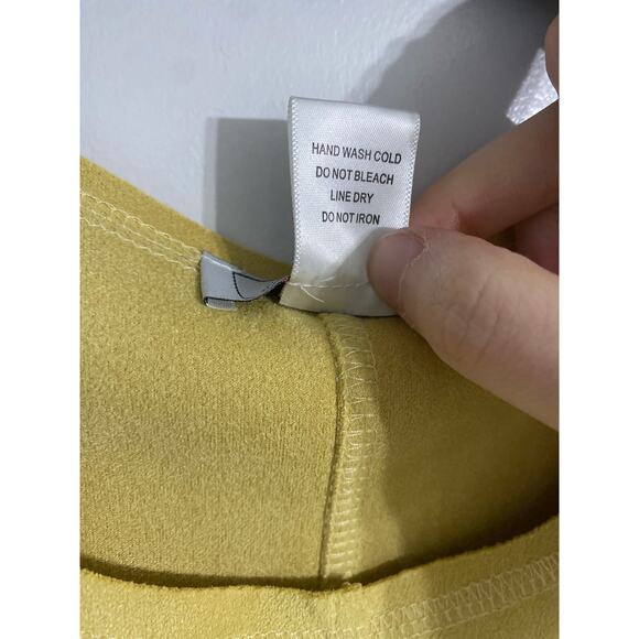 WAY Wonderful & Young top women’s size M yellow faux suede - Picture 3 of 4